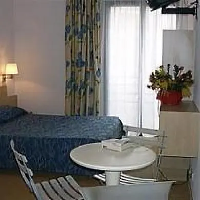 Amhotel Italie Appart hôtel Paris